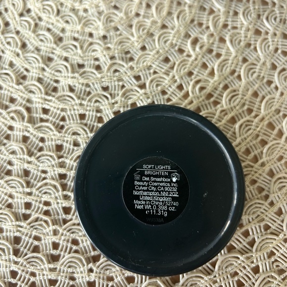 Smashbox Soft Lights Brighten - Picture 3 of 4